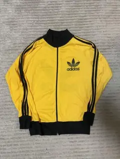 adidas イエロー ジップアップジャージ