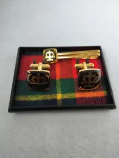 ネクタイピン カフスボタン セット ゴールド ブラック