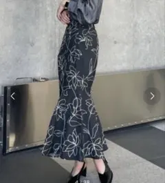 rienda 花柄刺繍マーメイドスカートのサムネイル