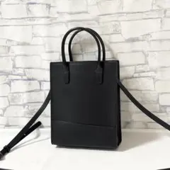 美品✨ IL BISONTE イルビゾンテ・レザー 2wayミニバッグ ブラックのサムネイル
