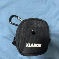 XLARGE カラビナ付き ポーチ 黒のサムネイル
