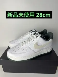ナイキ エアフォース 1 '07 LV8 ホワイトシーグラスヴィンテージグリーン