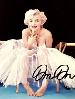 2025年最新】マリリンモンロー 直筆サインの人気アイテム - メルカリ