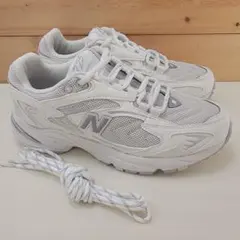 Item thumbnail for item 0a6daffb-a95a-4a86-b9bf-b03c08d3ecdf