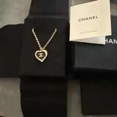 新品未使用　CHANEL ネックレス　ハートのサムネイル