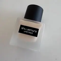 shu uemura アンリミテッド 584 ファンデーションのサムネイル