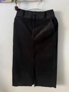 ブラックコーデュロイタイトスカート