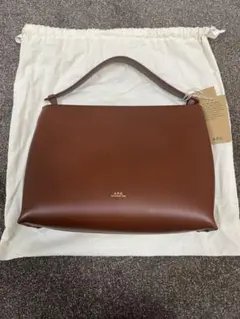 A.P.C. ブラウンレザーハンドバッグ　最終SALE