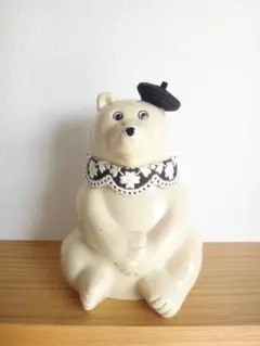 しろくま貯金箱　つけ襟＆ベレー帽　刺繍えり　ハンドメイド
