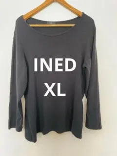 INED イネド 長袖 ニットトップス ブラック 黒 サイズ15号 レディース