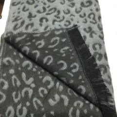 大判ストール　マフラーヒョウ柄　ブルー＆ブラック