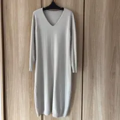 Ｖネックワンピース
