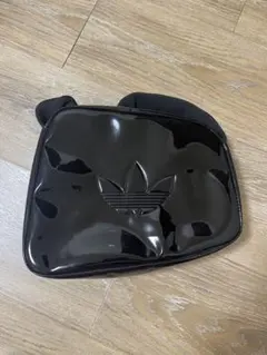 adidas 黒 ショルダーバッグ