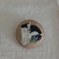 ハンドメイドミニ刺繍フレーム 風鈴と朝顔と茶トラ猫 - メルカリ