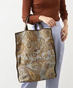 Item thumbnail for item 6268c4e6-10c1-439d-b22c-bfd1e98e58a8