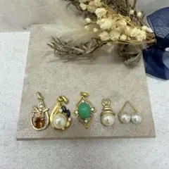 18.288【ペンダントトップ】ネックレス　ハンドメイドパーツ　チャーム