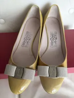 美品】My Ferragamo マイフェラガモ サンダル ベージュ 23.5 - メルカリ