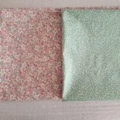 花柄コットン生地　2種類