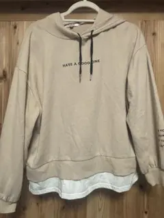 ピンクラテPinklatteベージュ フード付きパーカー Sサイズ