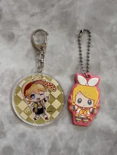 鏡音リン・レン 10周年 ビッグアクリルキーホルダー - メルカリ