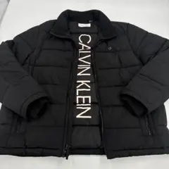 美品　カルバンクライン ダウンジャケット 裏地ロゴプリント 極暖 黒 553