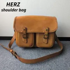 HERZ ショルダーバッグ ギボシ留め レザー 天然革 キャメル L A4 中古