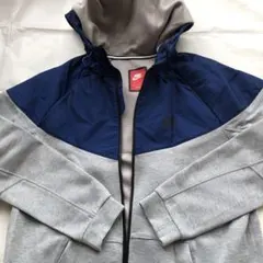 最終価格です❤️Nike フルジップ フード付き ジャンパー