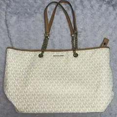 Michael Kors ベージュ トートバッグ マザーズバッグサイズのサムネイル