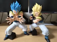 ドラゴンボール フィギュア ブロリー ゴジータ 2体セット - メルカリ