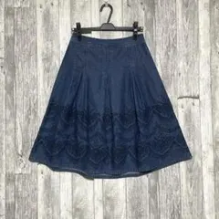 LAURA ASHLEY デニム フレアスカート 刺繍 サイズ9 Mのサムネイル