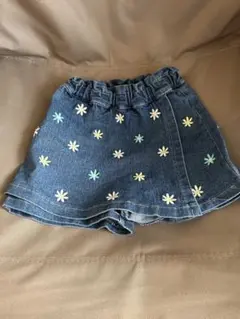 美品★バースデイ　Favon 花柄刺繍 デニムショートパンツ 90