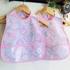 【新品】お食事エプロン 食事スタイ 防水 かわいい ベビー 北欧 花 2枚