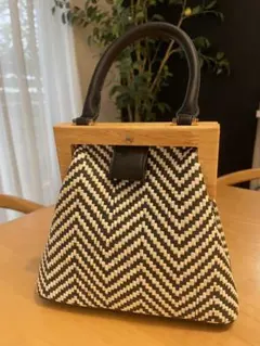 和装にも。ハンドバッグ