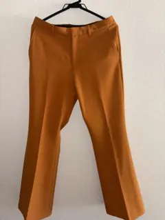 オレンジ　フレアパンツのサムネイル