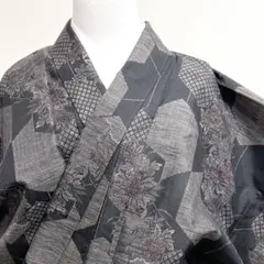 未着用　小紋　大島紬　亀甲　牡丹　格子　泥染　着物　020k