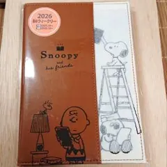 026年 B6ウイークリー手帳 スヌーピー（図書館では）縦ポケット306347
