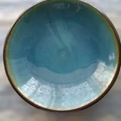 青緑色のグラデーションが美しい陶器の鉢　小樽焼きのサムネイル