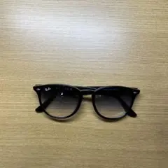 レイバンRB4259F 601/19