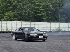 値下げしました)ENR34 スカイライン 書類付き ボディ フレーム 箱 