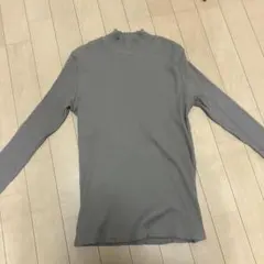 ユニクロ リブハイネックT Lサイズ