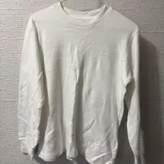 白ティーシャツ長袖