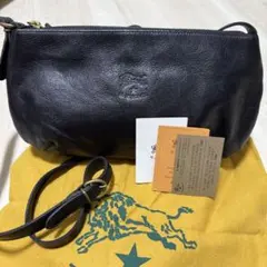 【極美品】IL BISONTE イル ビゾンテ　ショルダー クロスボディバッグのサムネイル