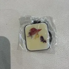 帽子を被った少女と葡萄のアクリルキーホルダー　いわさきちひろ