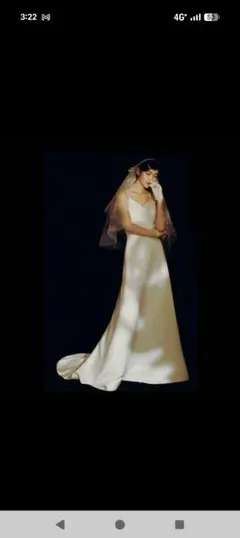 ホワイトウェディングドレス スリムフィット