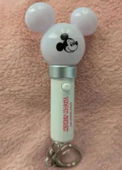 ディズニーストア ペンライトキーチェーン ミッキーマウス