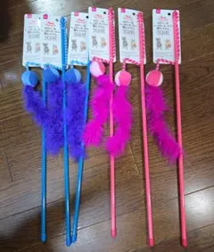 DAISO のび〜るしっぽ＆ボール付き猫じゃらし 6本セット 猫用品 猫おもちゃのサムネイル