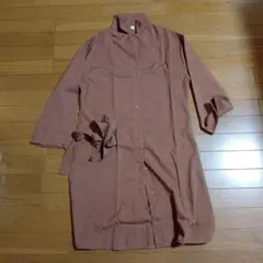 シャツワンピース