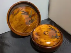 和風木製漆器セット 蓋付き菓子器と丸盆／竹模様