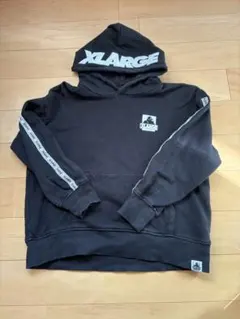XLARGE ブラック パーカー フード付き