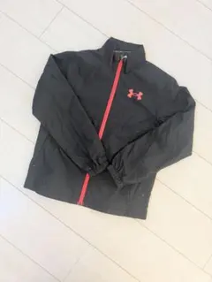 ★新品未使用★Under Armour　ウィンドブレーカ